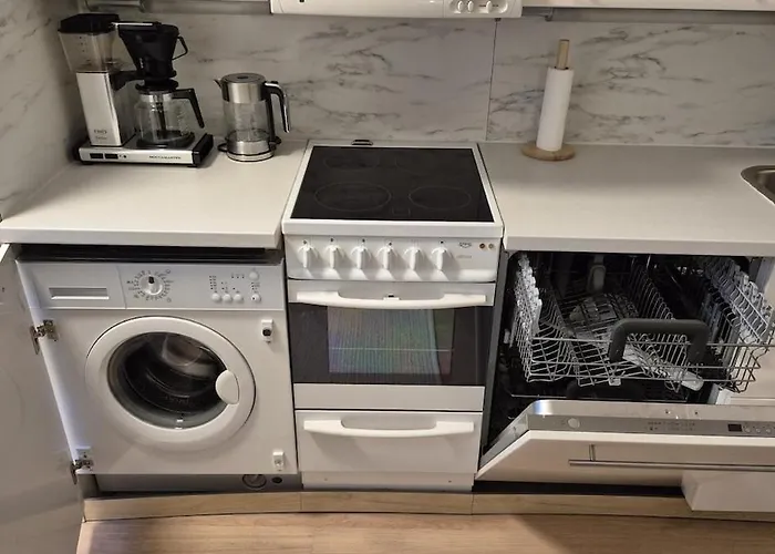 Ydinkeskustan Kaksio Ilmalaempoepumpulla Apartamento *