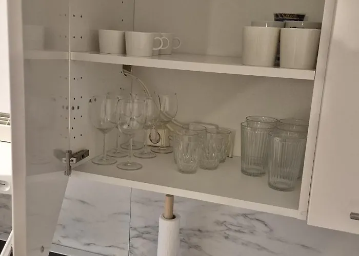 Ydinkeskustan Kaksio Ilmalaempoepumpulla Apartamento *