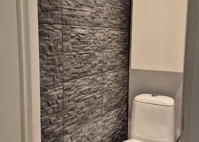 Ydinkeskustan Kaksio Ilmalaempoepumpulla Apartamento